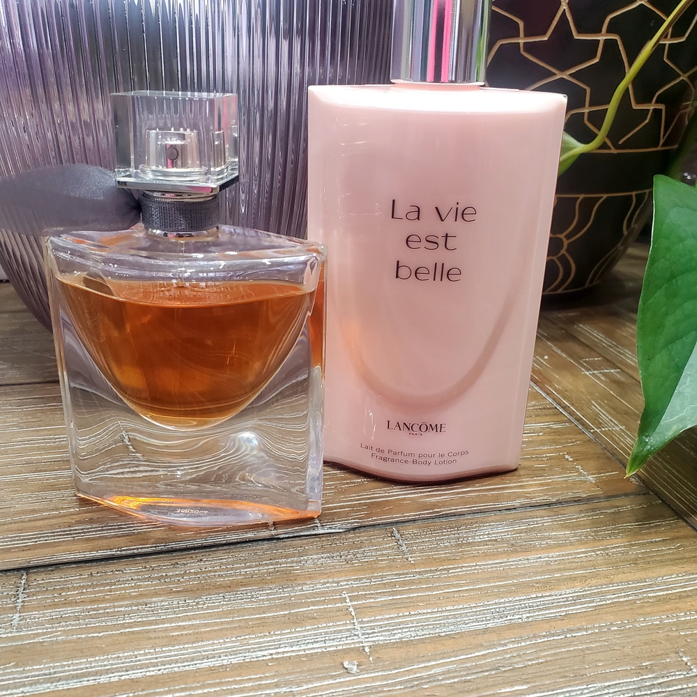 La Vie Est Belle Perfume and Lotion Set - Pink and Orange - Picture 4 of 4